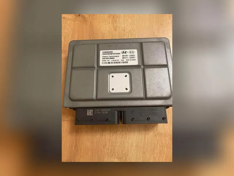 Continental SIM3K-541 ECU